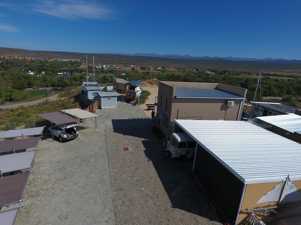 Mount Noah Lodge Oudtshoorn Exterior photo