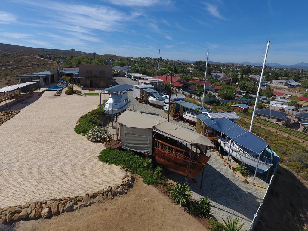 Mount Noah Lodge Oudtshoorn Exterior photo